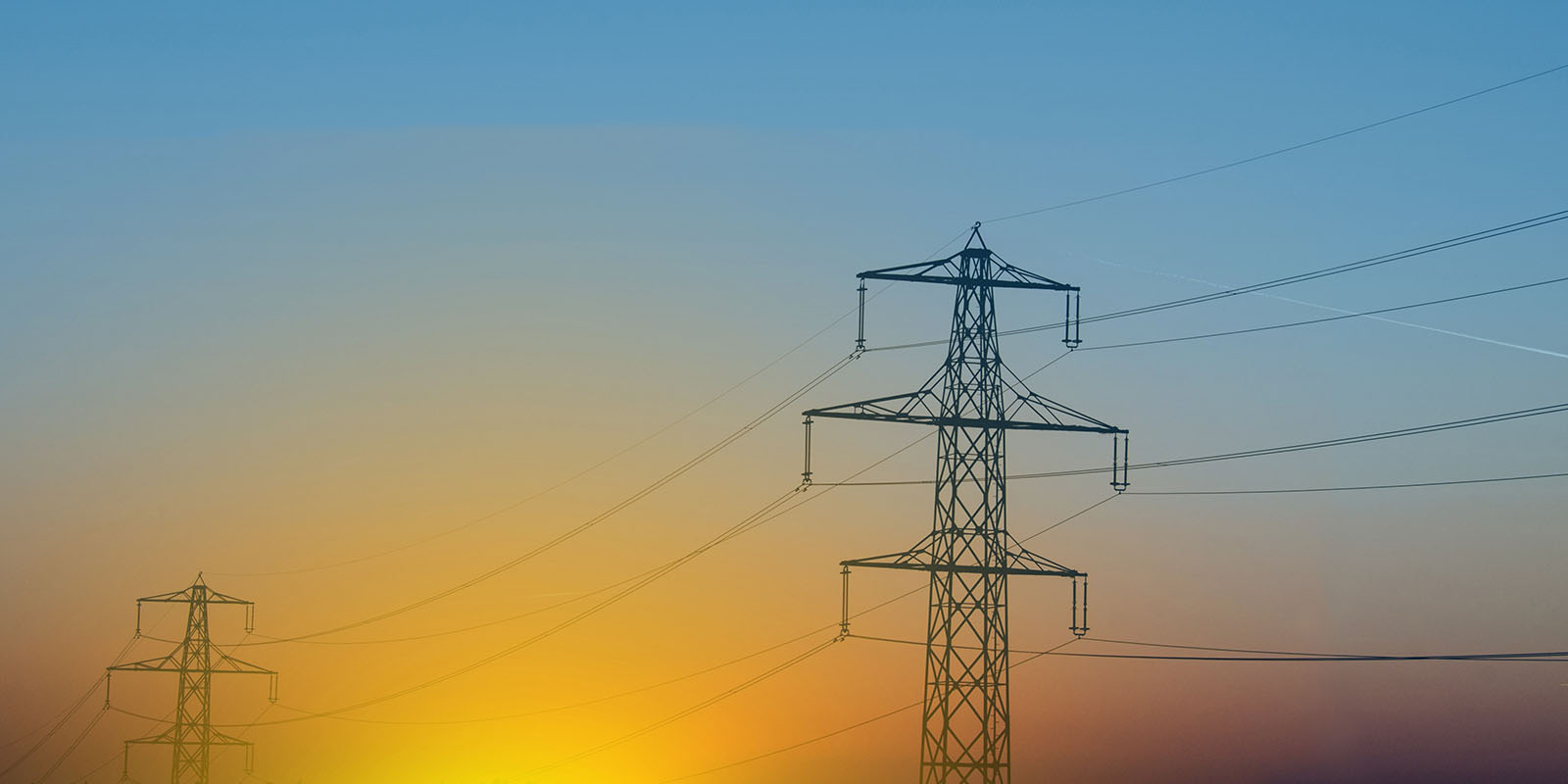 以市場為中心，以客戶為導向，以服務為依托，手握手的承諾，心連心的服務